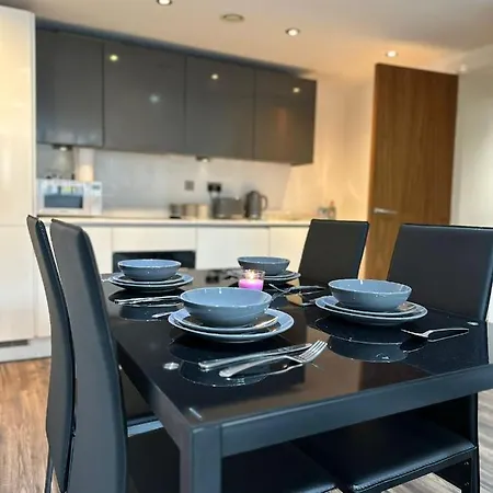 Madison House Apartment *